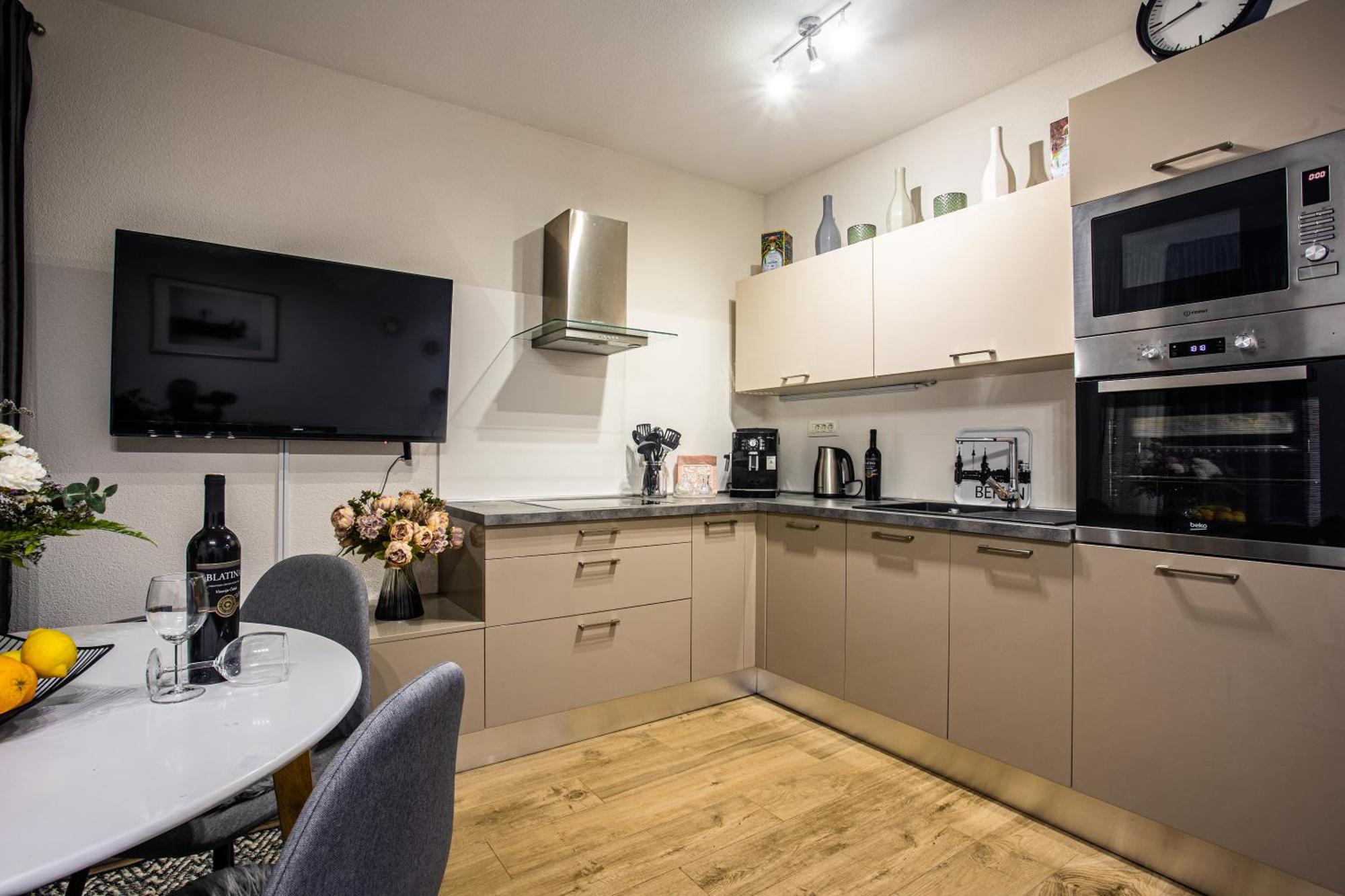 Luxusapartment Nav Podstrana Zewnętrze zdjęcie