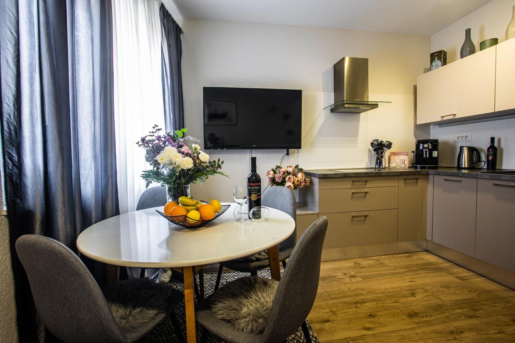 Luxusapartment Nav Podstrana Zewnętrze zdjęcie